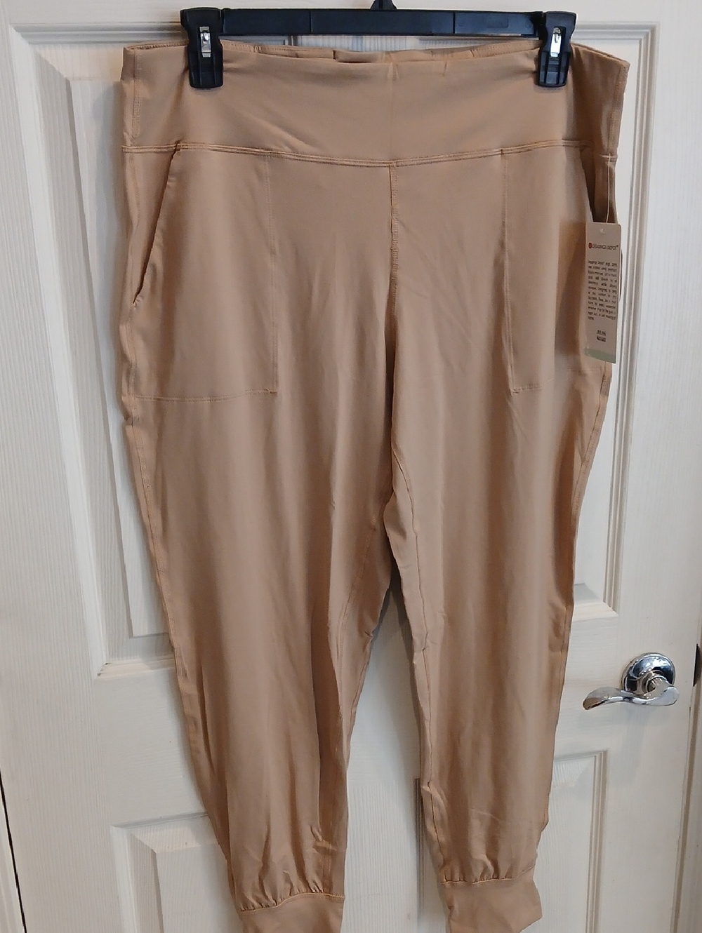 Leggings Depot Beige High-Rise Leggings with Pockets